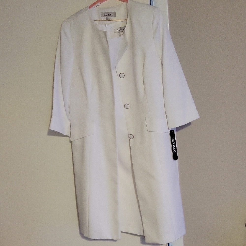 Elegant White 2 Pieces Dress